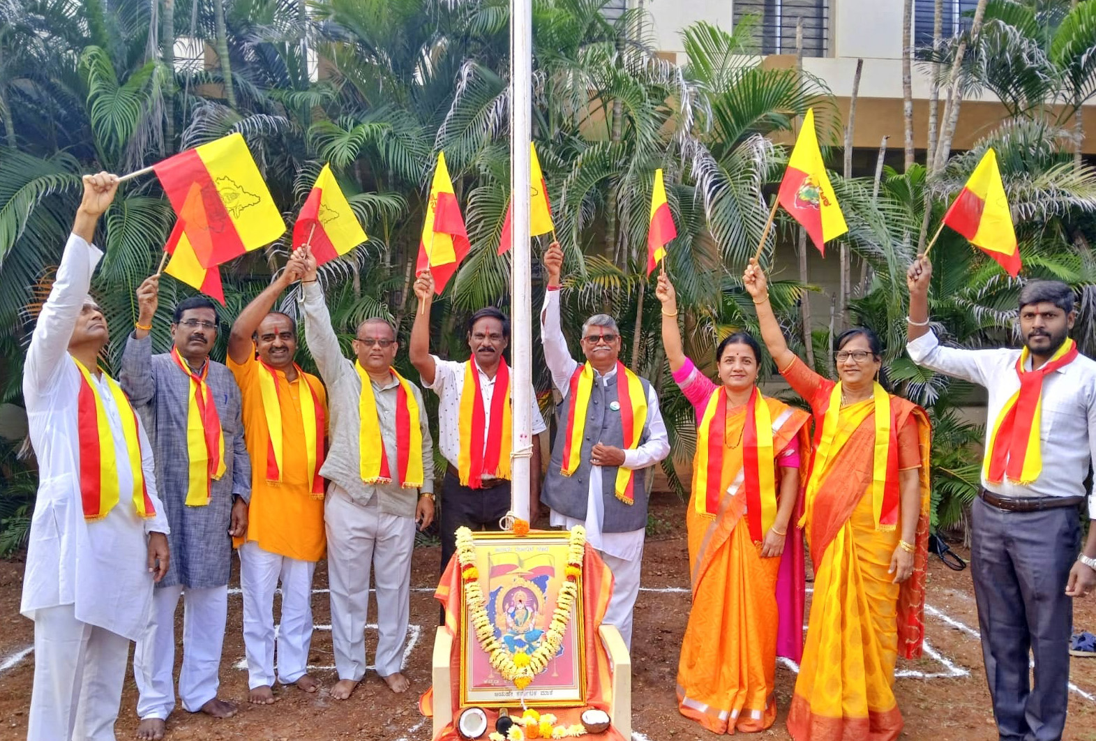 ಕನ್ನಡಿಗರಿಗೆ ಸೌಲಭ್ಯ ದೊರೆಯಲಿ:ಸಾಹಿತಿ ಡಾ.ಸಿ.ಎಂ.ಜೋಶಿ