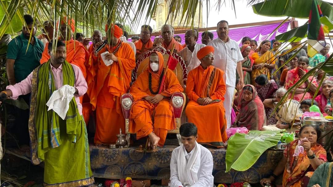 ಅಭಿನವ ಜಾತವೇದ ಶ್ರೀಗಳ ಅಂತಿಮ ಸಂಸ್ಕಾರ