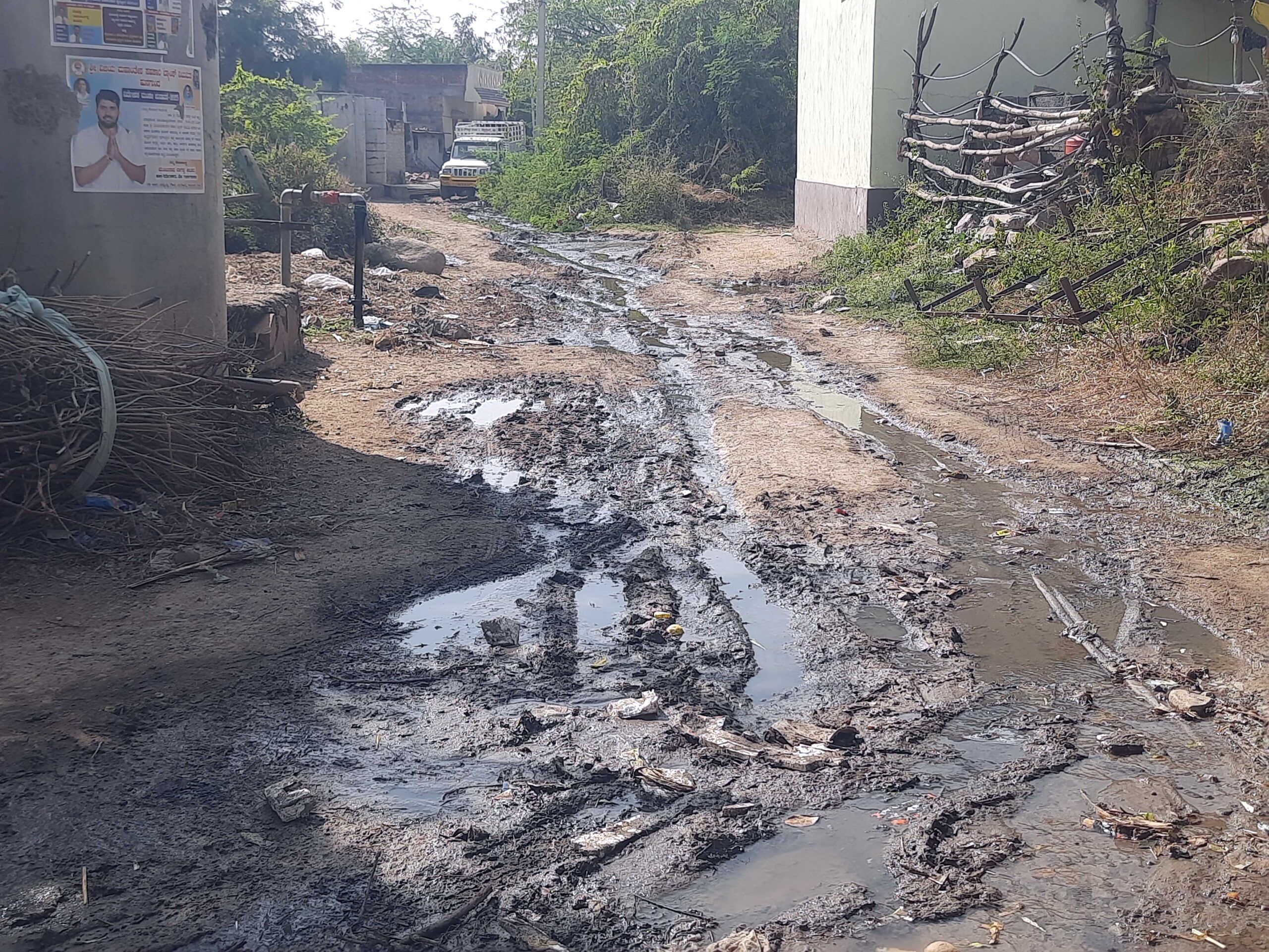 ರಕ್ಕಸಗಿಯಲ್ಲಿ ಸುಧಾರಣೆ ಕಾಣದ ರಸ್ತೆ