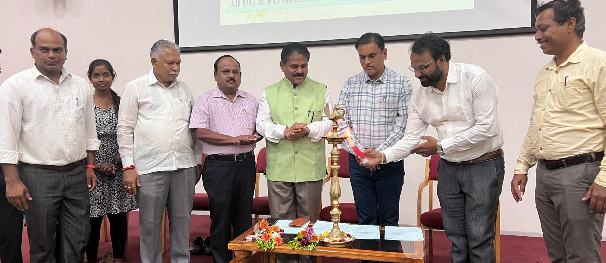 ತೋವಿವಿಯಲ್ಲಿ ನಾಗರಿಕ ಸೇವಾ ಪರೀಕ್ಷೆ ತರಬೇತಿ